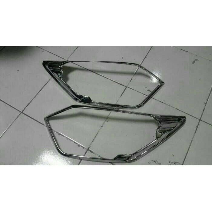 GARNIS LAMPU DEPAN TOYOTA CALYA