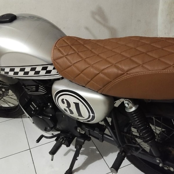 SARUNG JOK W175 pres WAJIT / KULIT JOK motor KAWASAKI W 175 MODEL WAJIT