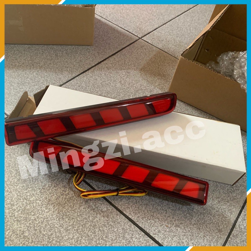 VARIASI AGYA 2017 2018 2020 LAMPU BUMPER MATA KUCING REFLEKTOR BAGASI BELAKANG COD MERAH