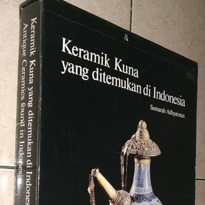 Keramik Kuna yang ditemukan di Indonesia. Editor: Sumarah Adhyatman