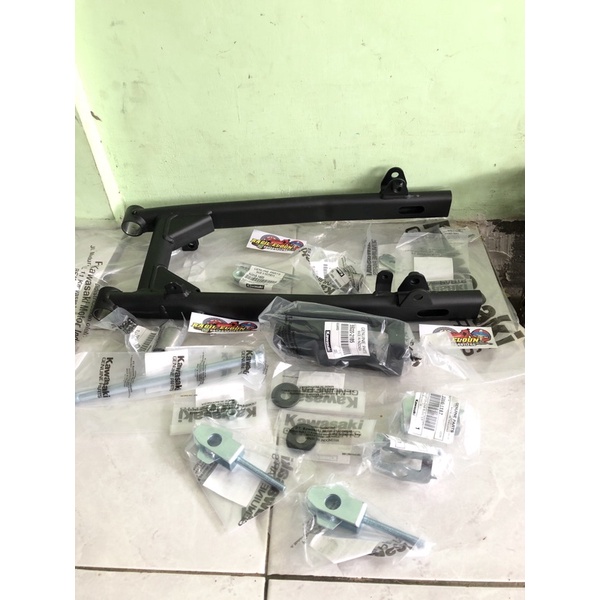 Swing Arm W 175 Original Arm W175 Swingarm swing arm w175 Kawasaki W175 W 175 Set original