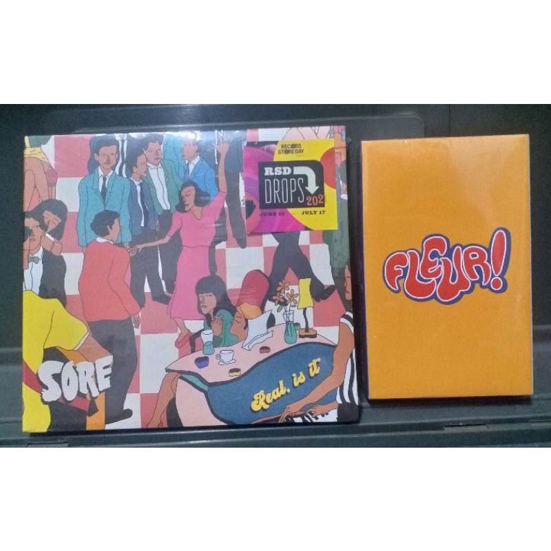 Package: CD sore Real, is it + Kaset FLEUR