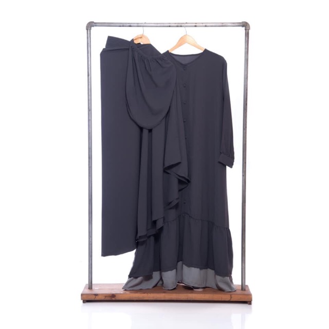 reject stock Set Sarah yoris caltri