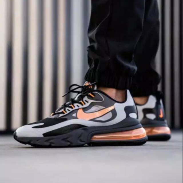 NIKE AIR MAX 270 REACT WINTER