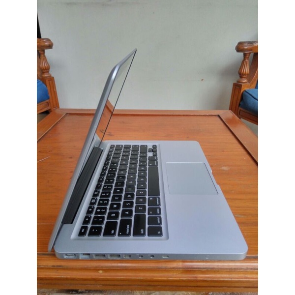 Laptop Apple MacBook A1278 Th.2008 Core2Duo Ram 4gb Hdd 500gb