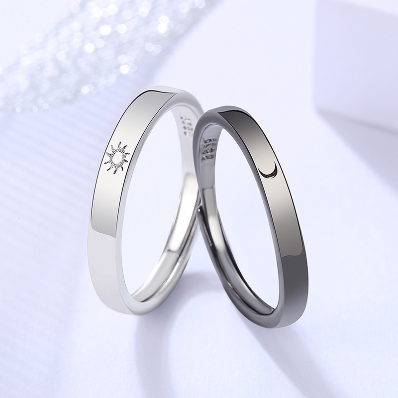 Cincin Model Terbuka Desain Matahari Dan Bulan Warna Silver Dapat Disesuaikan Untuk Pasangan