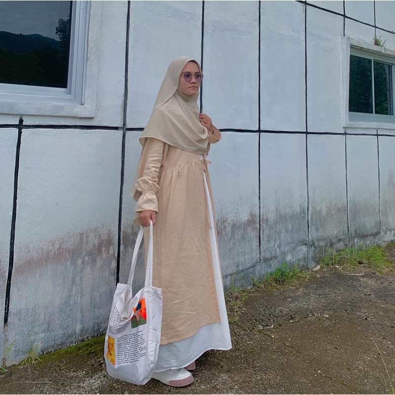 Inner tanpa lengan + Outer lengan panjang