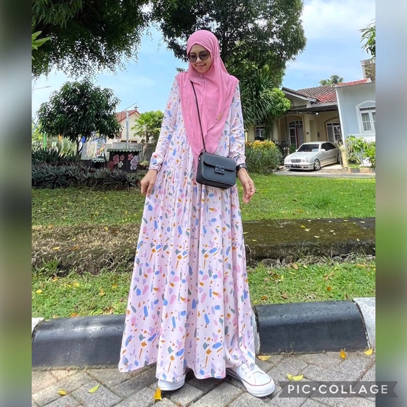 Gamis Cantik Katun Twill Adem Busui Eilin Abstrak Aurora