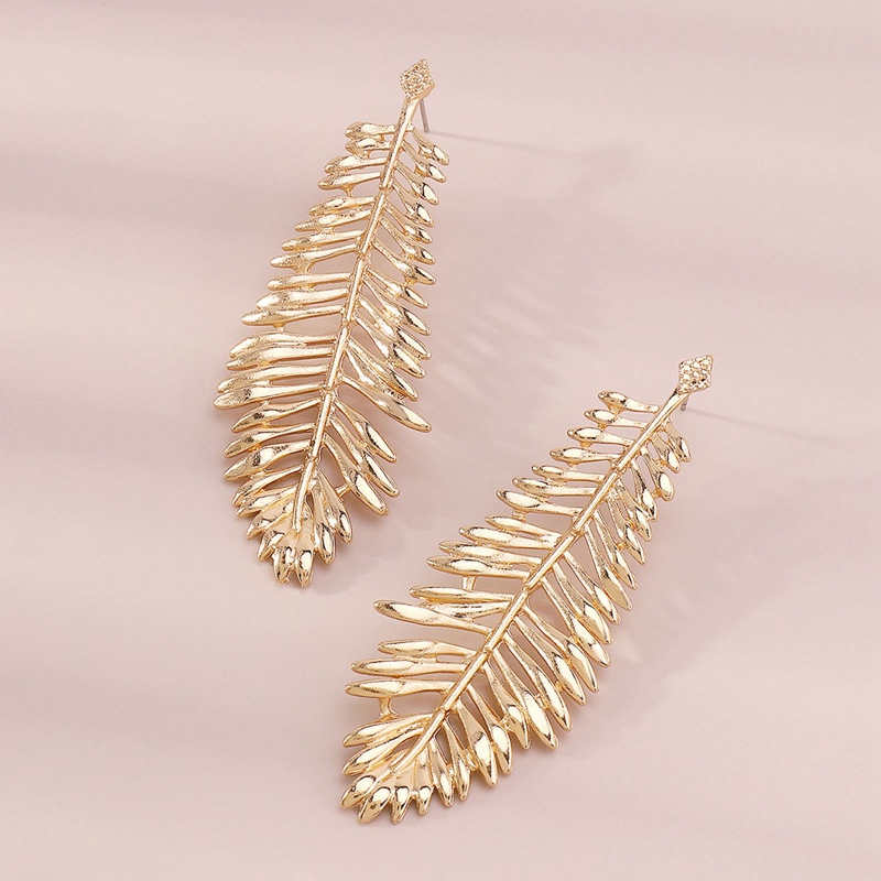 Anting Panjang Bentuk Daun Besar Bahan Besi Warna Emas Gaya Hip Hop Untuk Wanita