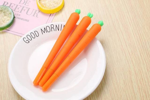 

1 LUSIN PULPEN GEL MOTIF WORTEL / PULPEN AIR BENTUK WORTEL CARROT LUCU AA02