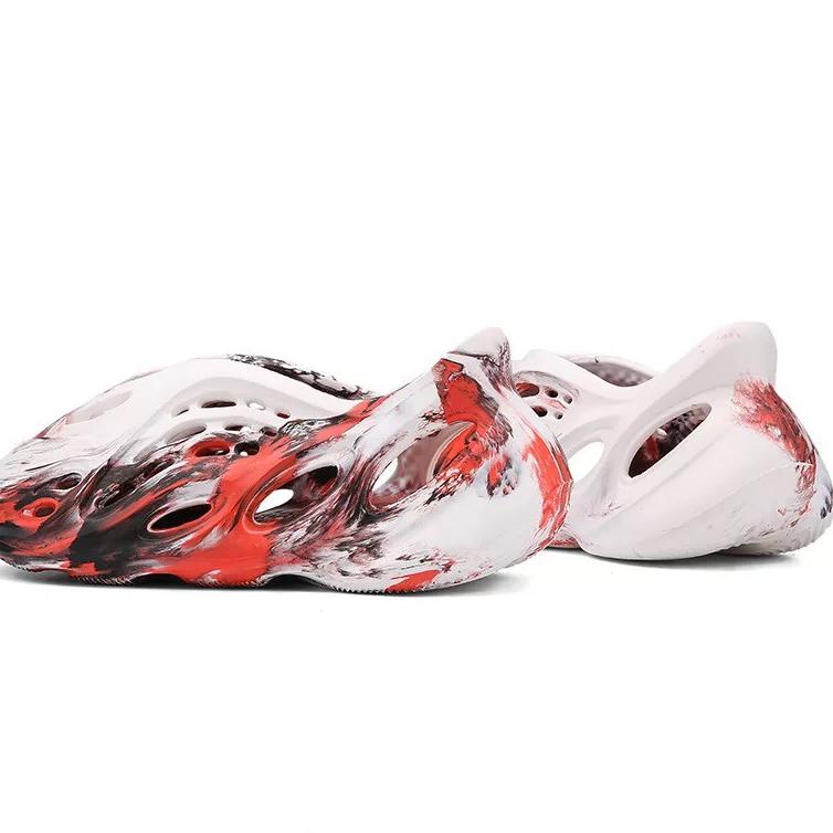 yeezy sandals foam runner