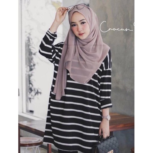 DaveColletion KAOS  LENGAN  PANJANG  SALUR AQILA STEVA 