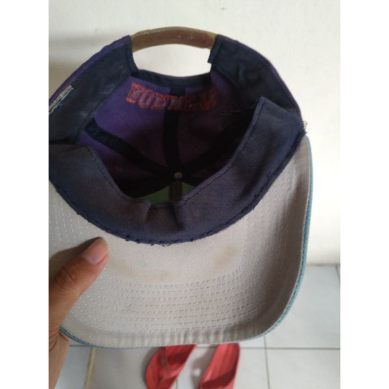 topi snapback vintage Charlotte hornets