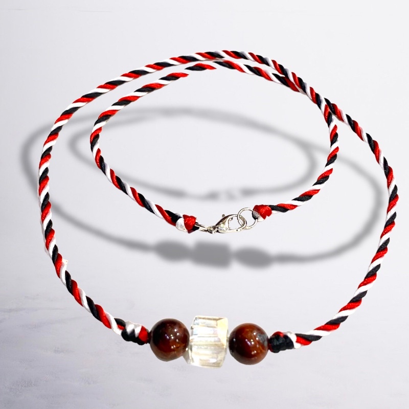 kalung tali tridatu khas bali