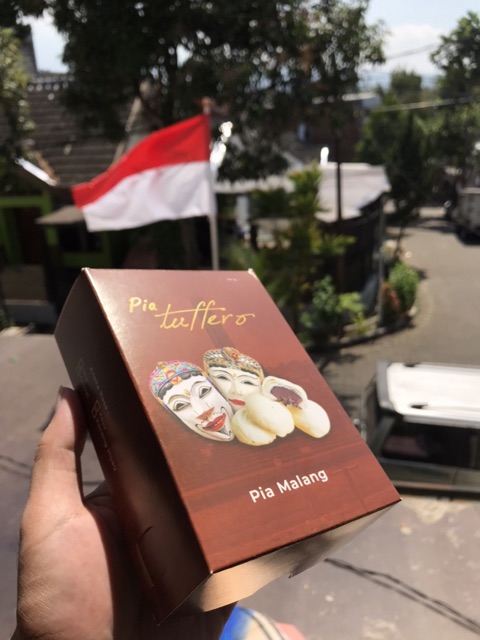 KUE PIA TUFFERO OLEH-OLEH MALANG