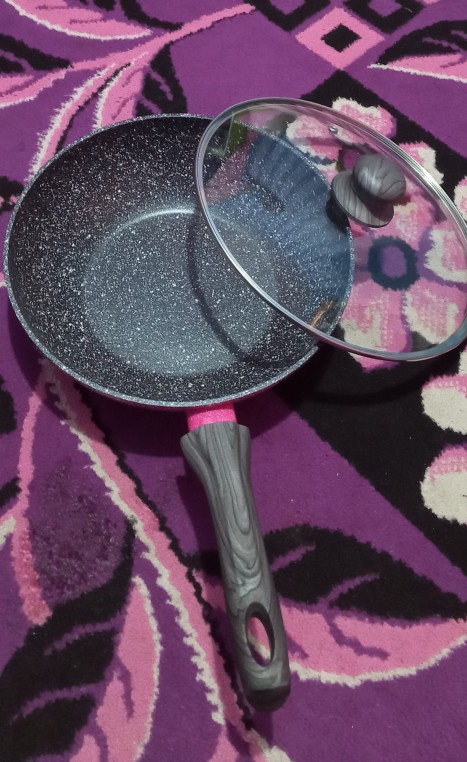 Bolde Super Pan Wok 26 Cm Plus Lid  Black Pink Premium Series