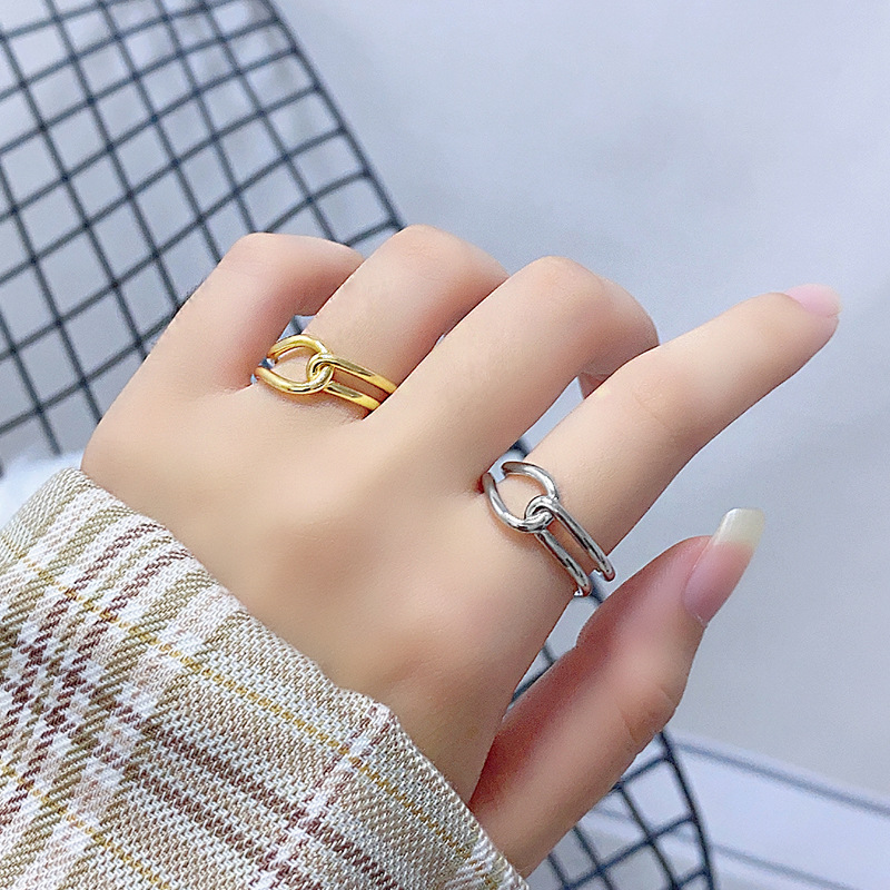 Cincin Model Terbuka Desain Garis Berongga Untuk Wanita