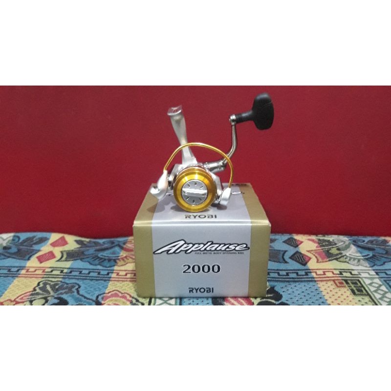 Reel Ryobi APPLAUSE 2000