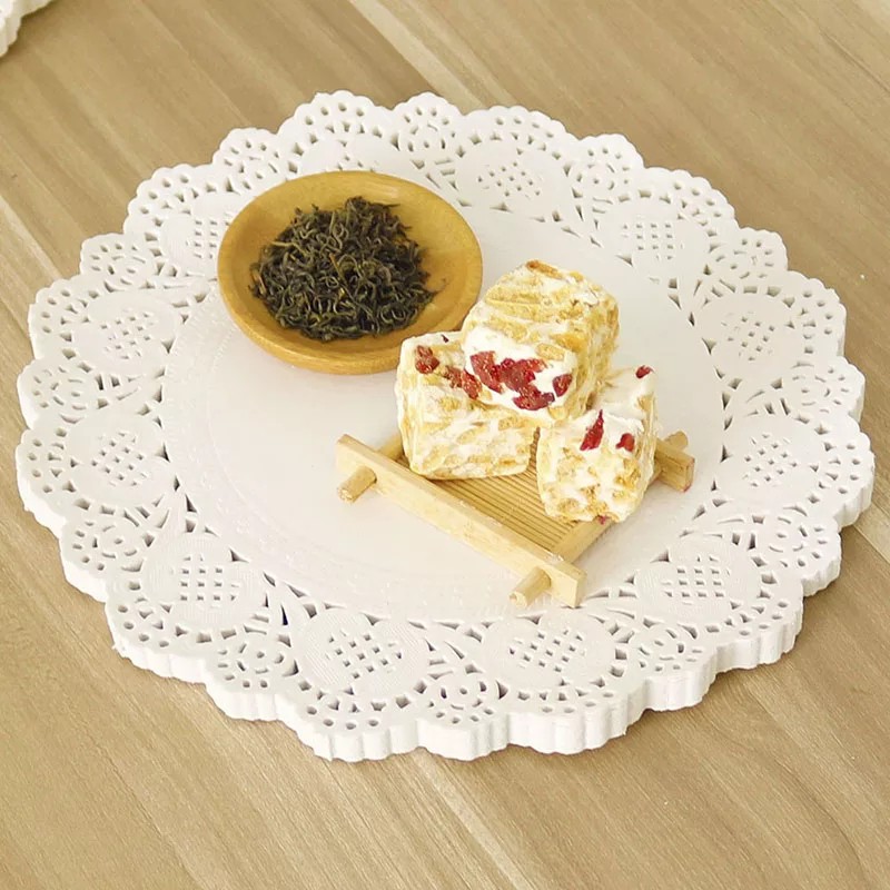 alas renda bunder 8inc (diameter 20cm/Paper doyleys/alas kue (25pc)