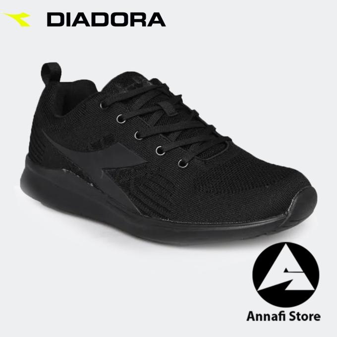 Sepatu diadora running clearance hitam