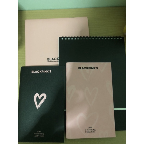 OFFICIAL BLACKPINK WELCOMING COLLECTION