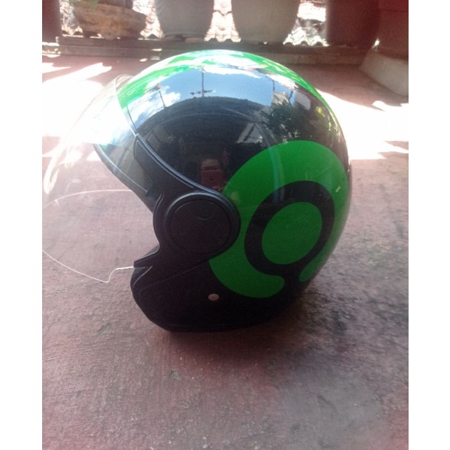 Helm Gojek