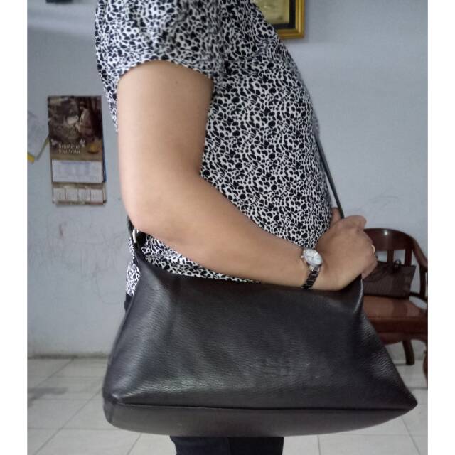 Preloved tas selempang rookie bud