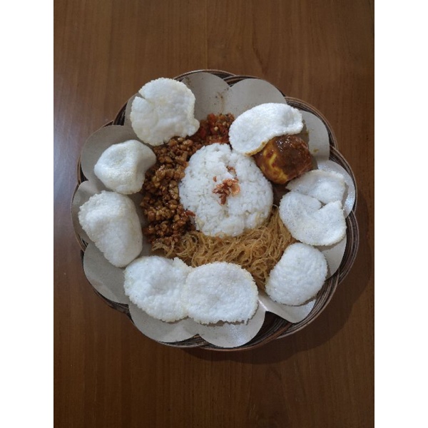 

Nasi Uduk Telor Rendang