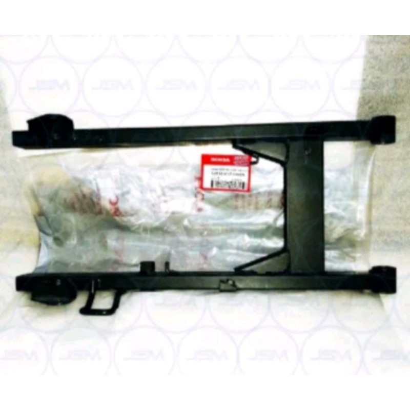 Swing arm fork belakang Honda Supra x 125 Helm In 52110-KYZ-910ZA Original