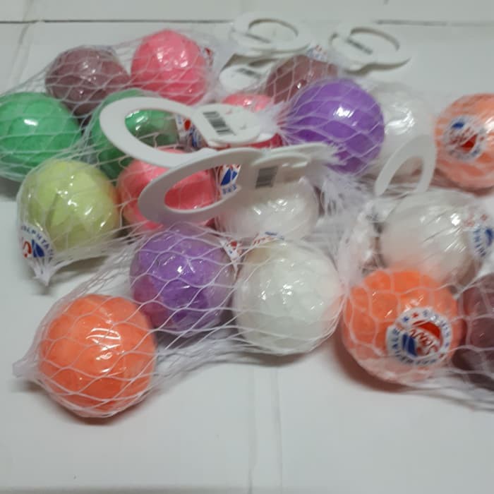 Kamper toilet bola gantung isi 3 pcs bola