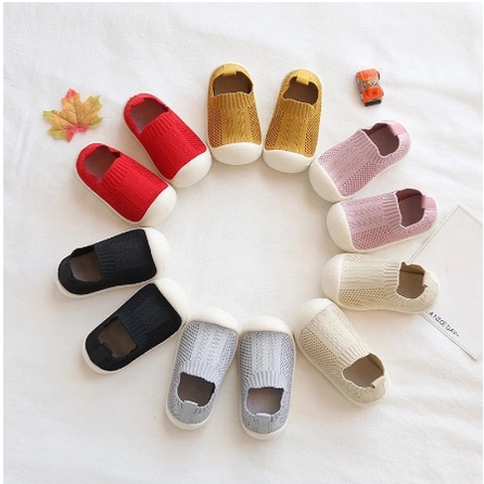 Sepatu Bayi Laki Laki Perempuan Baby Kids Newborn 1 2 Tahun Antislip Prewalker Shoes Baby Sepatu Bayi Belajar Berjalan Alas Karet