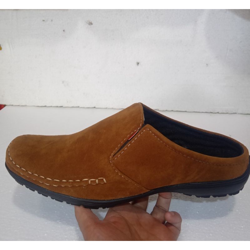 Sepatu sandal pria sepatu sandal bakpau sepatu slop pria bustong sepatu slip on casual pria