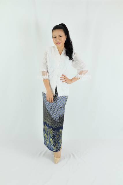 Kebaya brokat halus bangkok