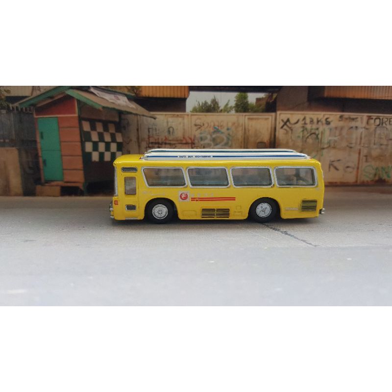 Tomica Limited Fuso Hato Bus (0078)