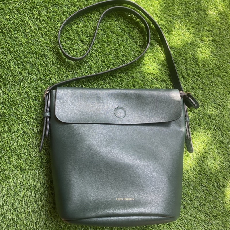 preloved hush puppies