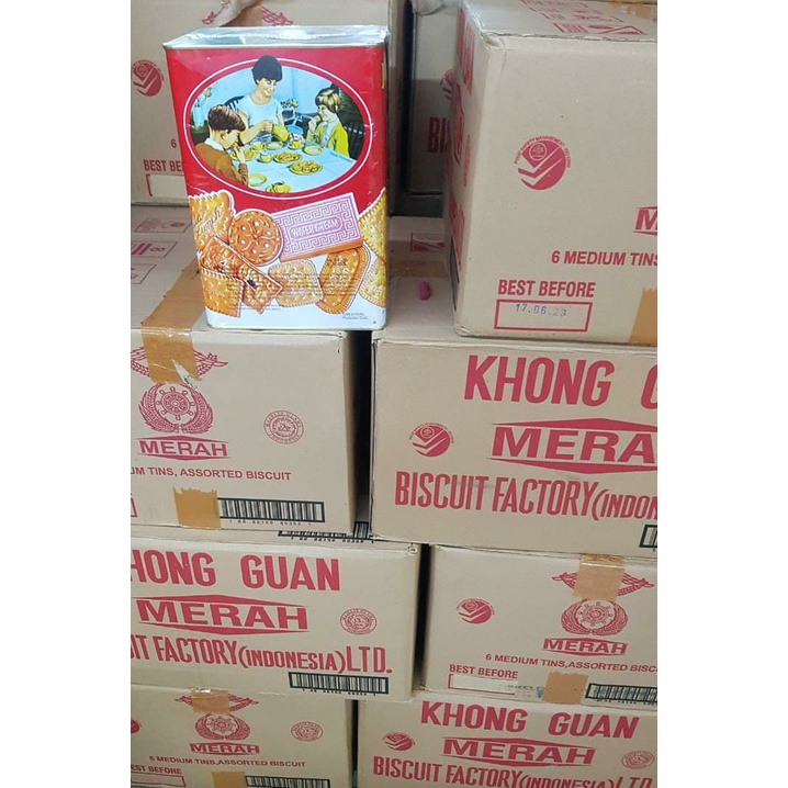 

Khong guan biscuit red segi assorted 1600gr isi 6 kaleng perdus