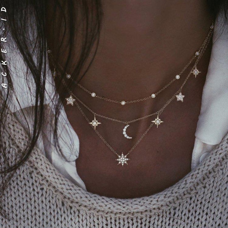 Set Kalung Multilayer Dengan Liontin Bulan Bintang Aksen Berlian Untuk Wanita