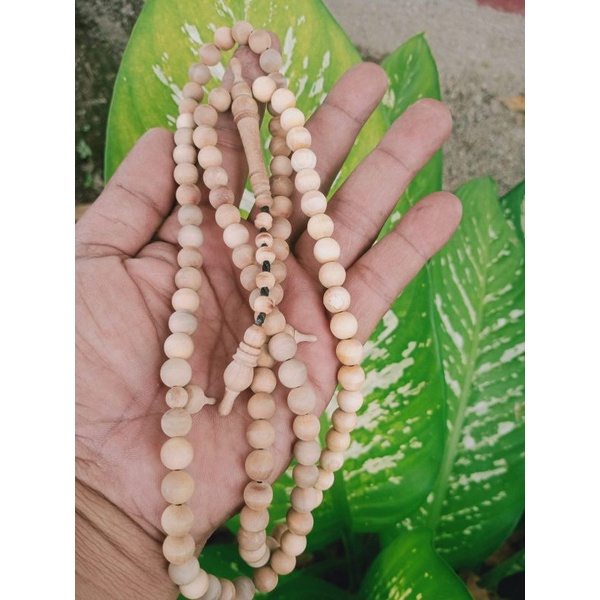 TASBIH KAYU CENDANA 100,%JAMINAN ORIGINAL ASLI, GARANSI