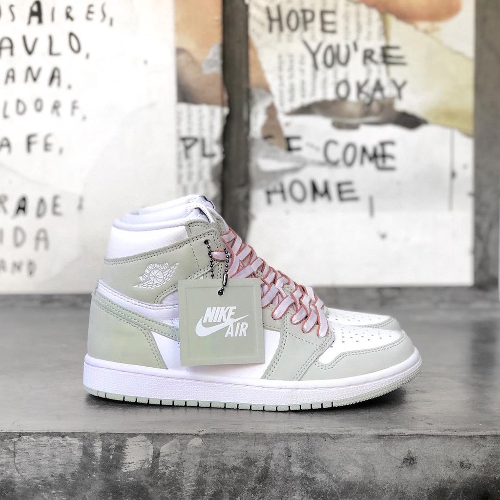 Air Jordan 1 High Seafoam
