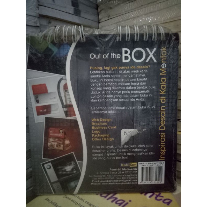 out of the box. inspirasi desain di kala mentok.   mP5-1
