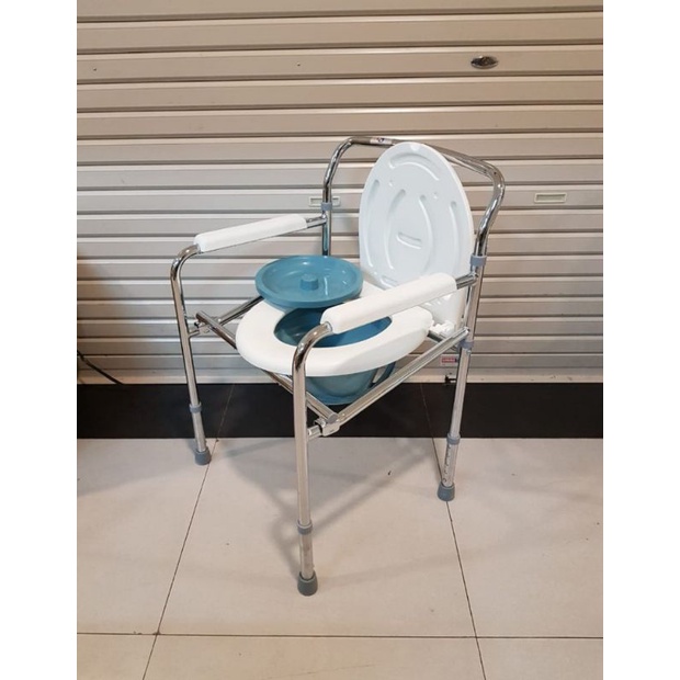 Commode Chair Stainless Steel tanpa roda 894 Sella Tempat BAB Portable