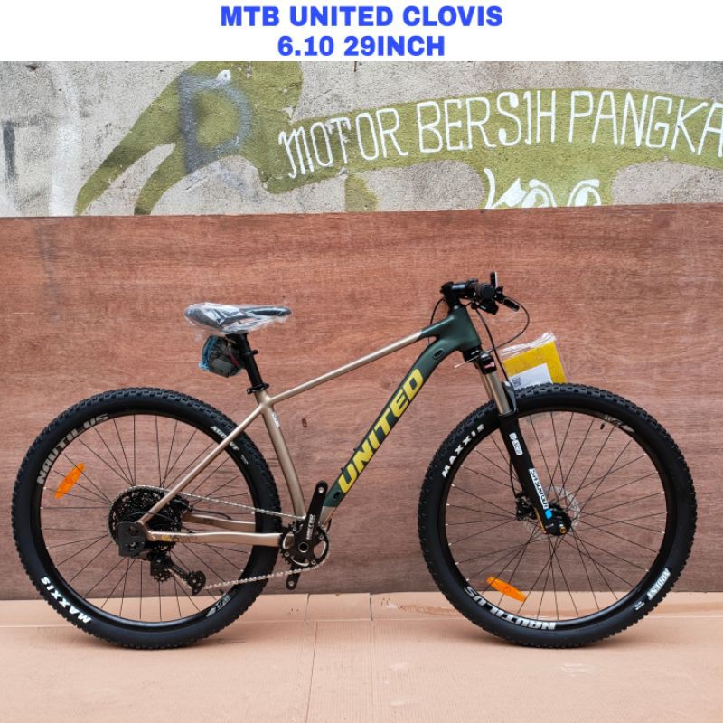 Sepeda Gunung United Clovis 6.10 Alloy 29Inch Rem Hydraulic