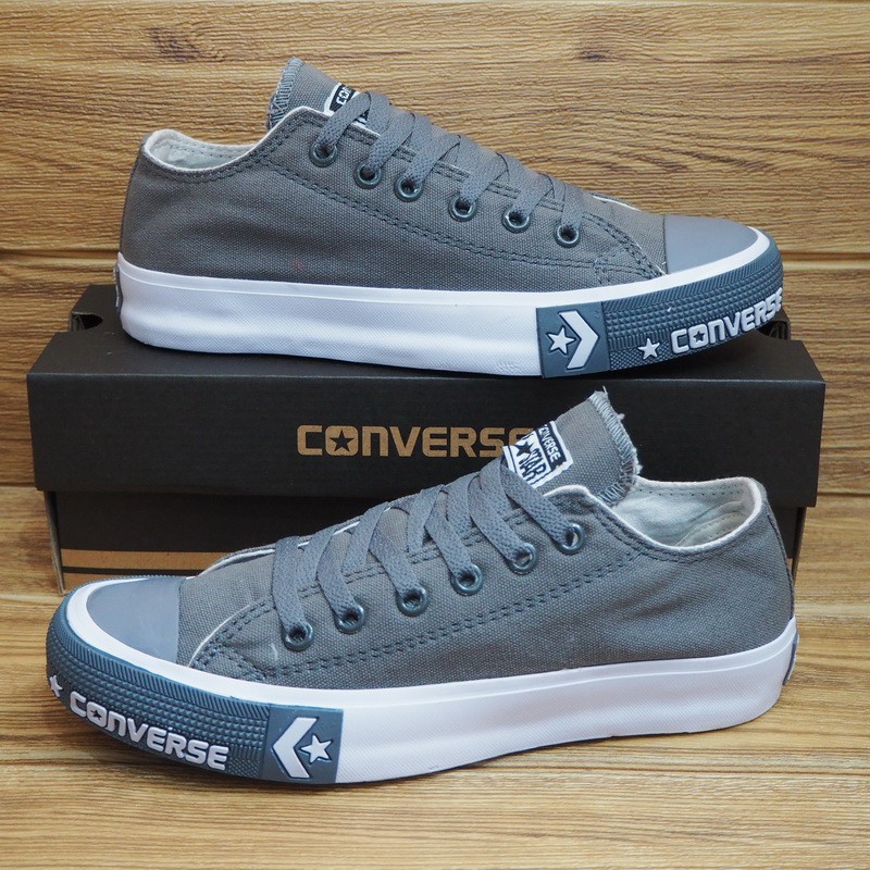 ALL STAR CONVERSE X UNDEFEATED CHUCK TAYLOR 2 SEPATUCONVERSE ALLSTAR BIRUNAVY