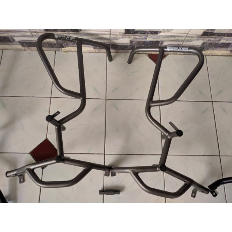 CRASHBAR FULL BODY MOTOR CB150X