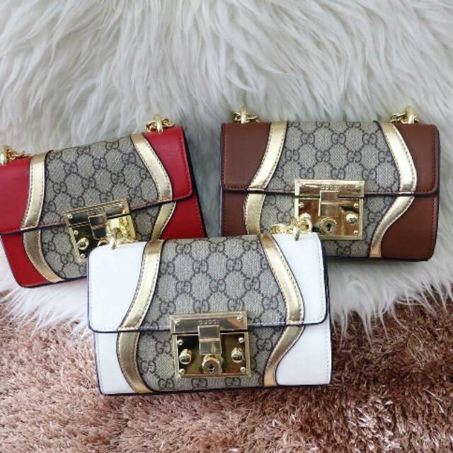 Shoulder bag Gucci padlock mini