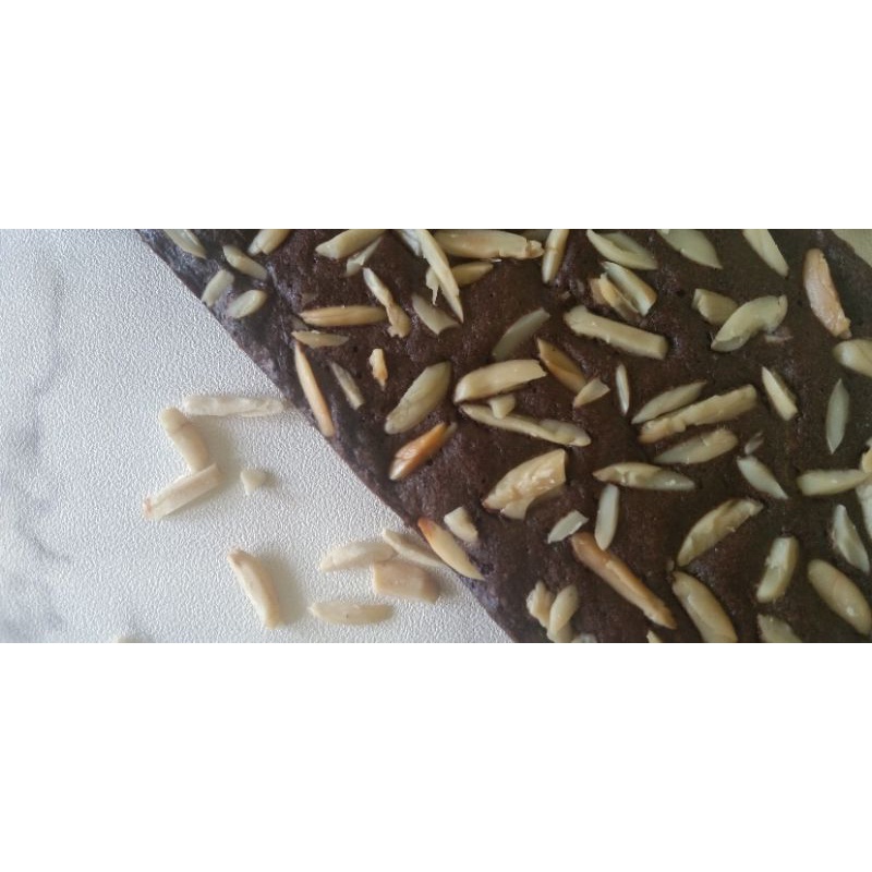 

Brownies-Panggang-Kenari(MadeByOrder,H+1sampaiH+2)