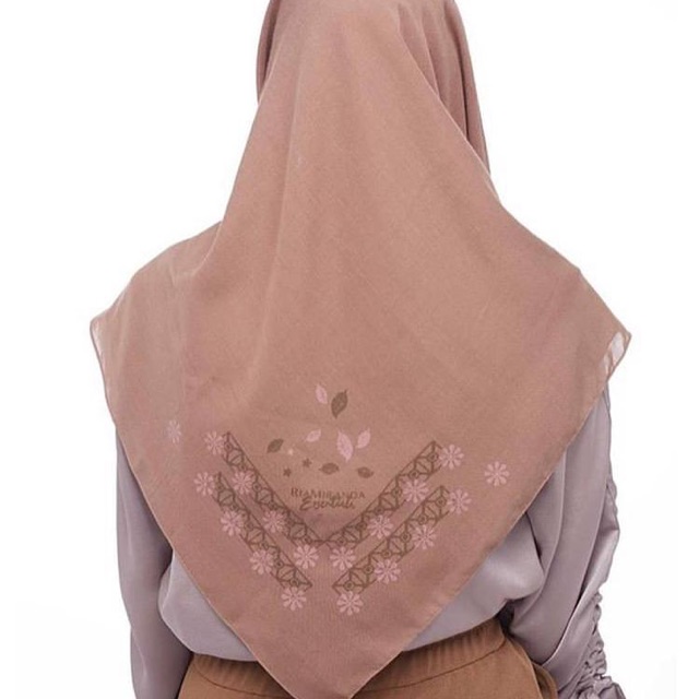 Preloved || Ria miranda essential Truntum Scarf