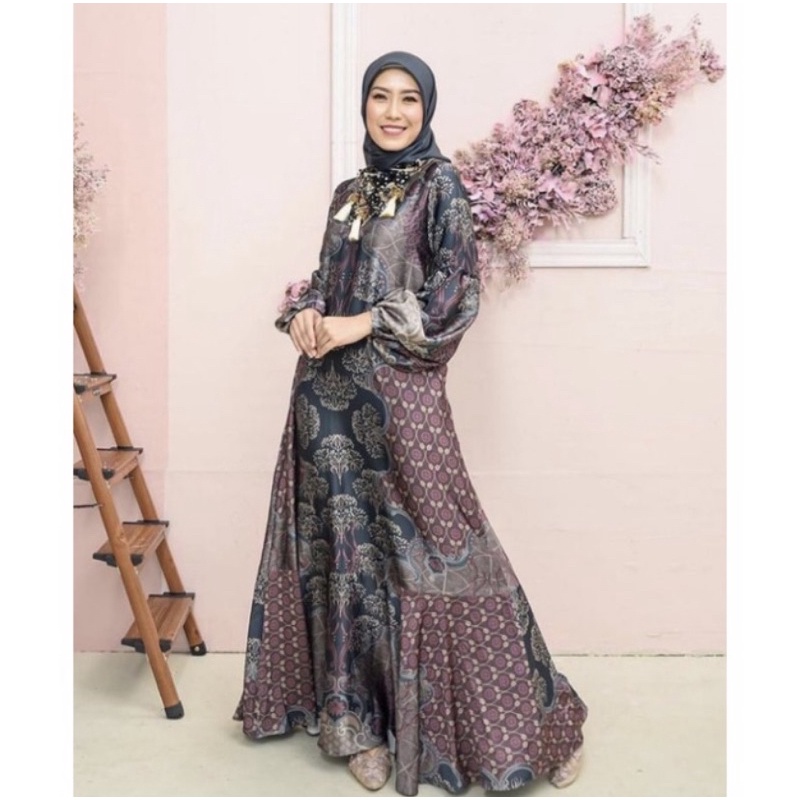 Blind sale wearing klamby