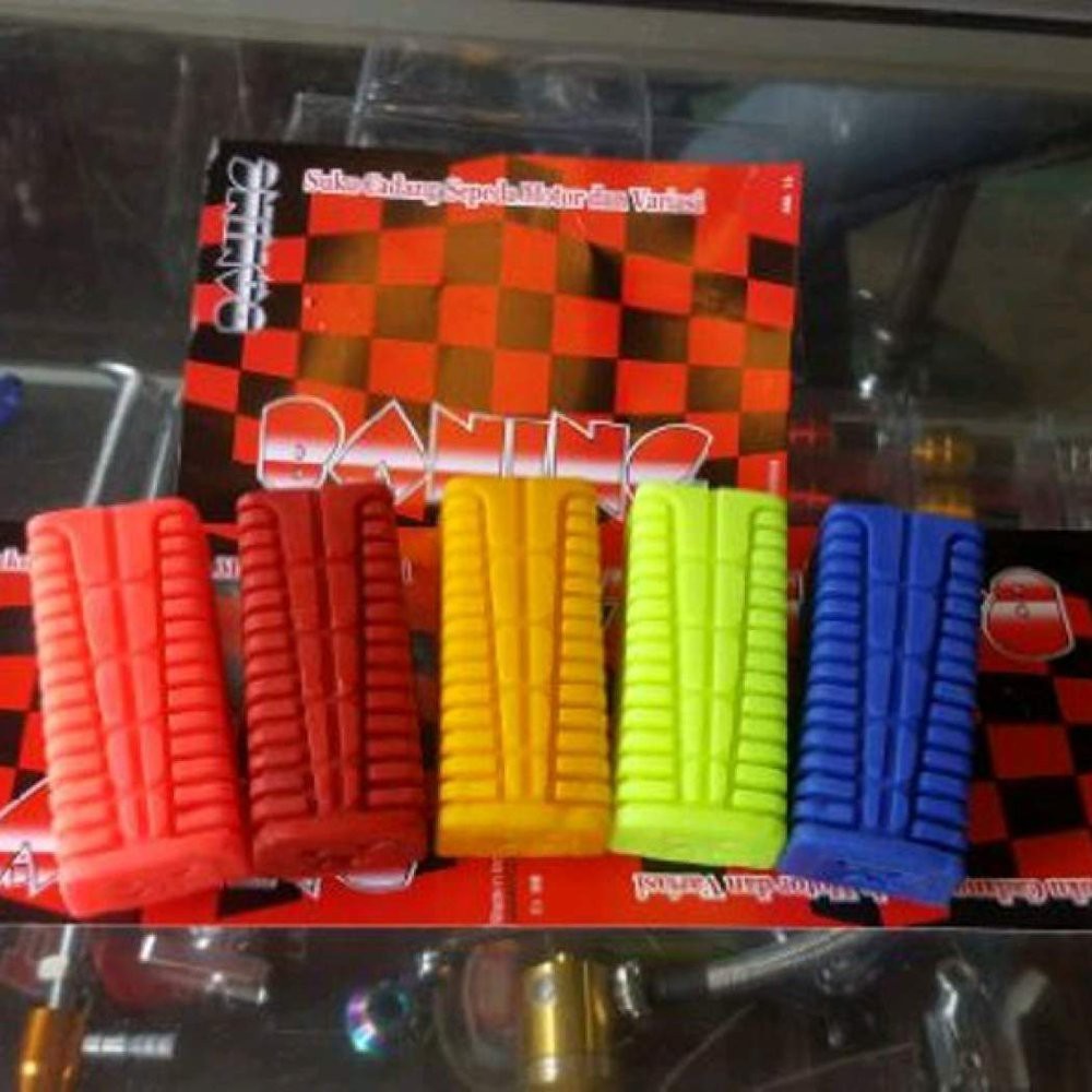 Step Depan Motor Bebek Variasi Warna Karet Step Depan Warna