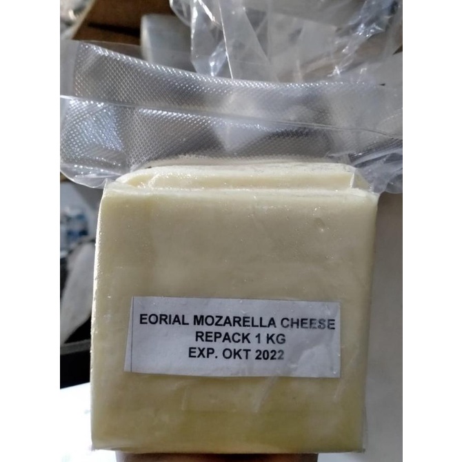 

BISA COD Keju Eurial Mozarella Cheese Repack 1kg - Gosend/Grab Only!!!